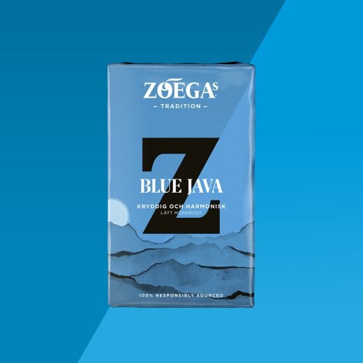 Zoegas Blue Java med en blå bakgrund 