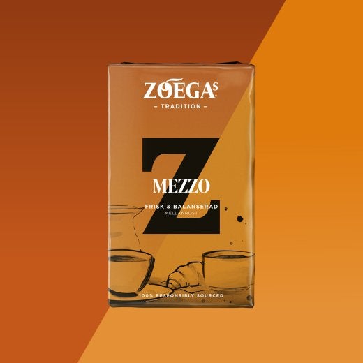 bild av ett mezzo paketkaffe med orange bakgrund 