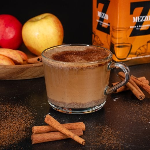 Kaffedryck med mörkbakgrund